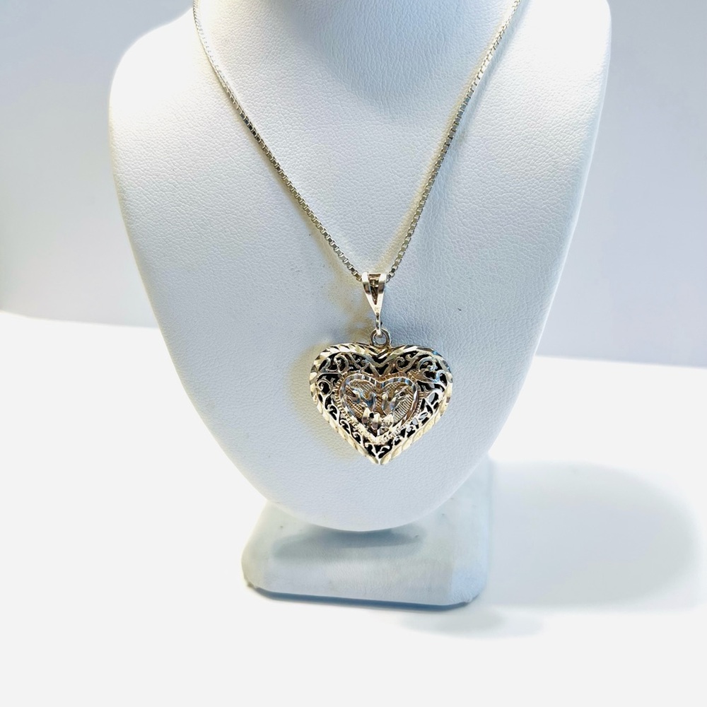 Intricate Silver Heart Necklace